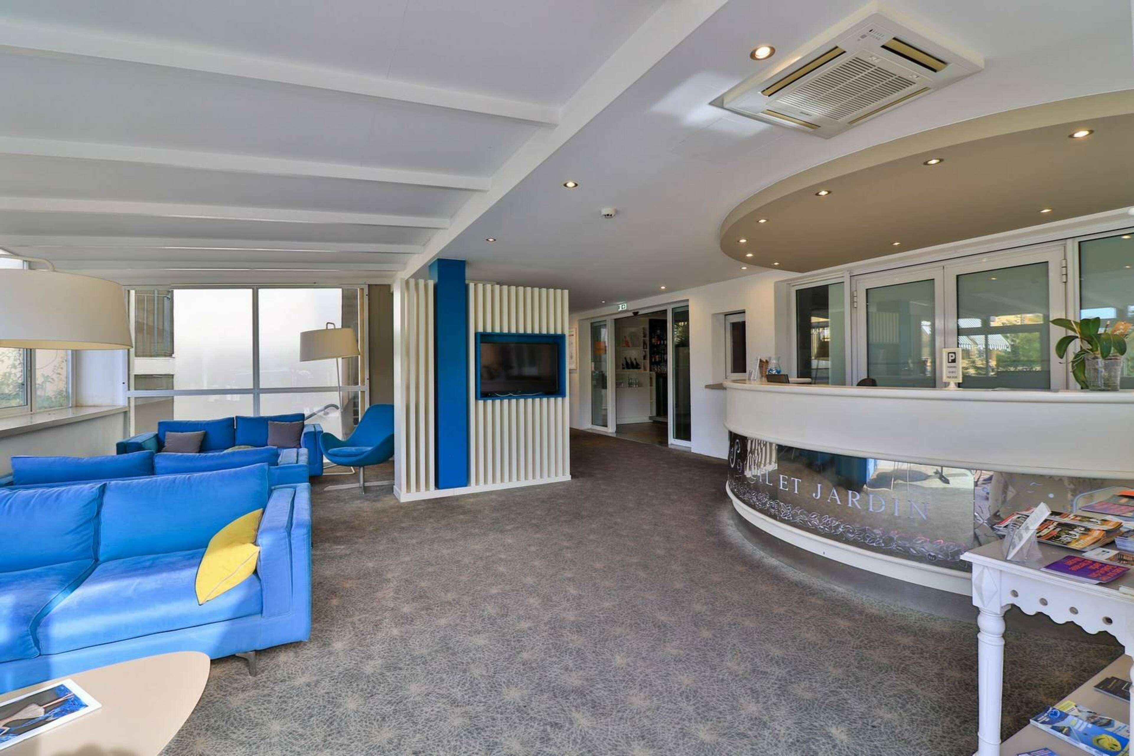 Hotel Sanary, Soleil Et Jardin - Renovation Hiver 2024-25 Bagian luar foto