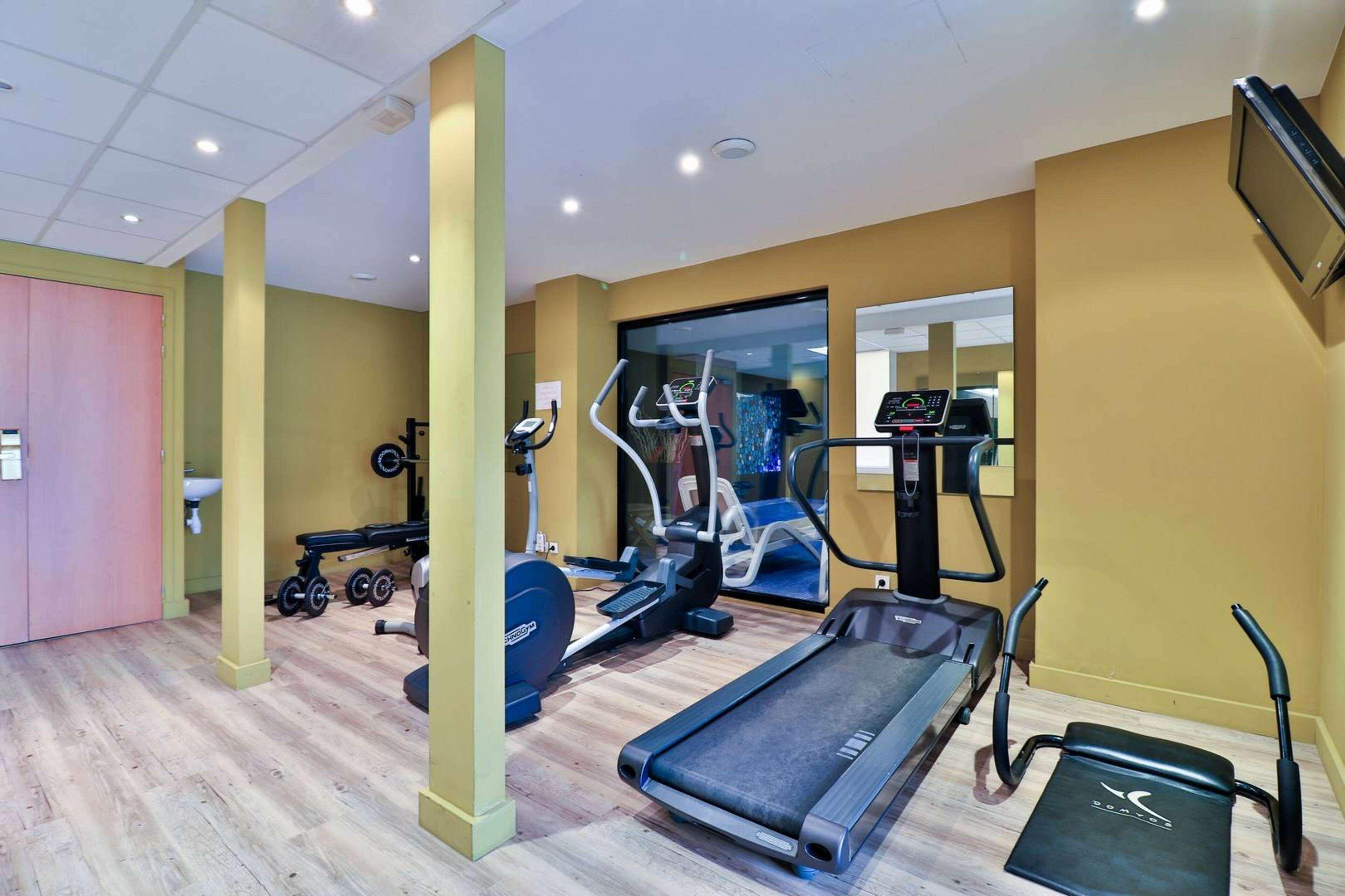 Hotel Sanary, Soleil Et Jardin - Renovation Hiver 2024-25 Bagian luar foto