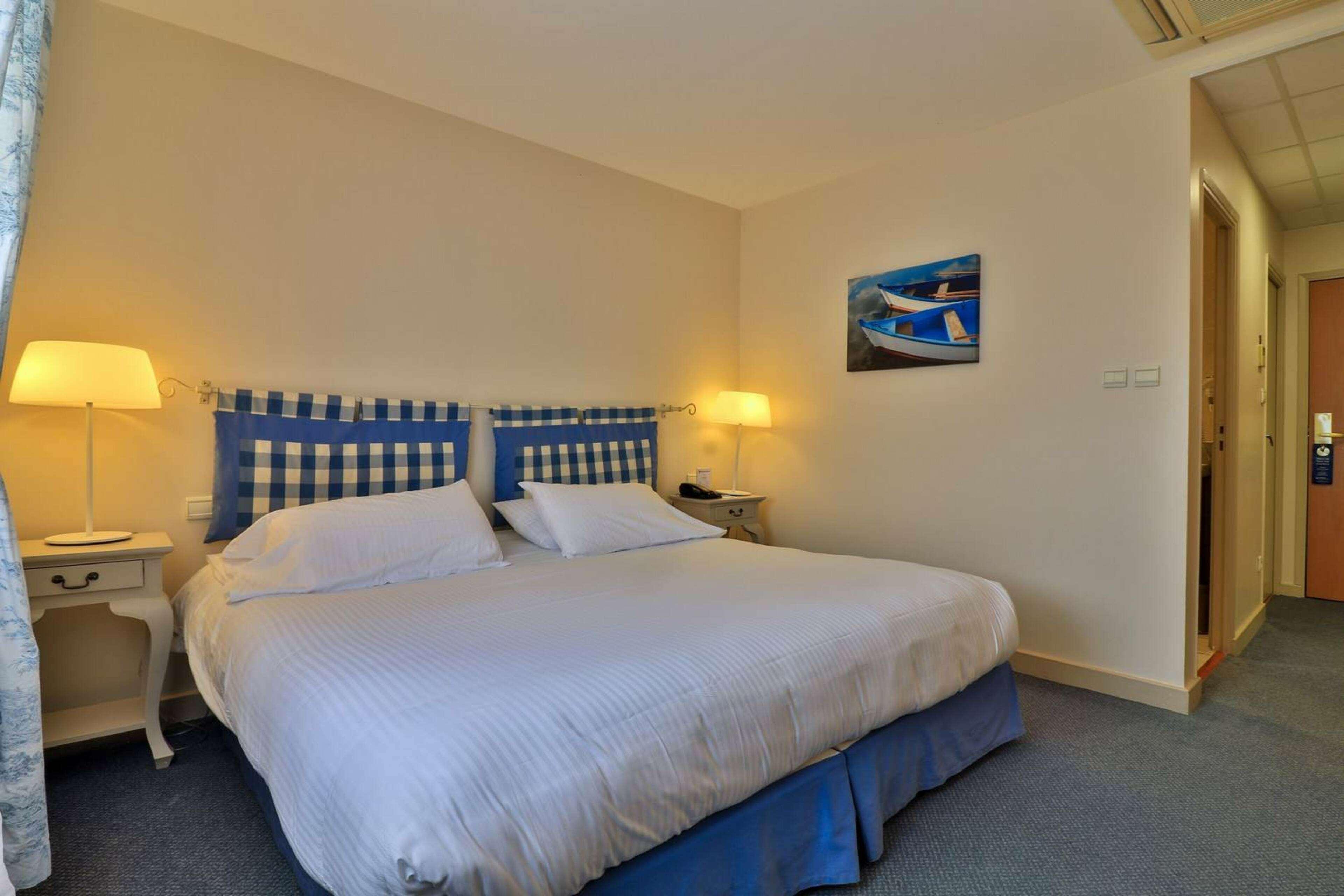 Hotel Sanary, Soleil Et Jardin - Renovation Hiver 2024-25 Bagian luar foto