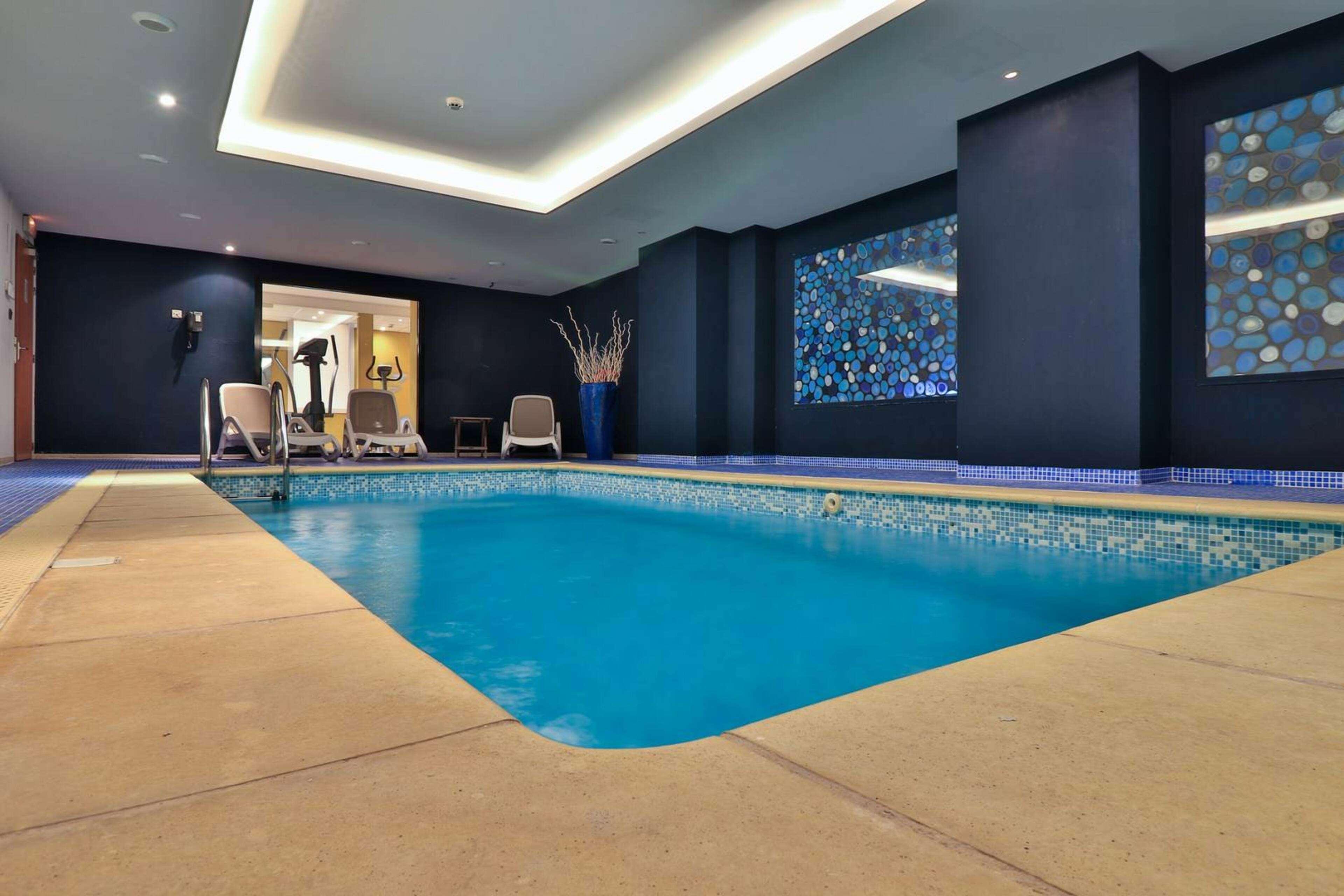 Hotel Sanary, Soleil Et Jardin - Renovation Hiver 2024-25 Bagian luar foto