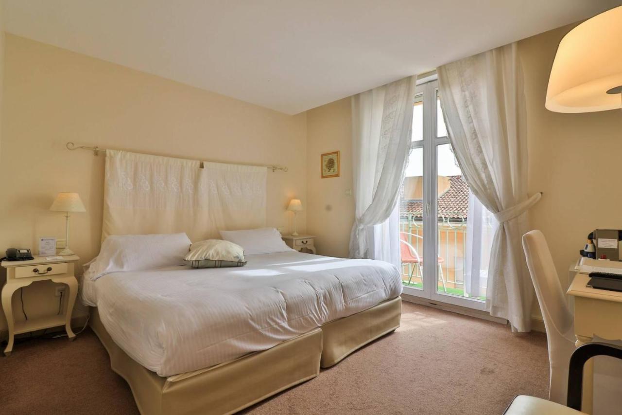 Hotel Sanary, Soleil Et Jardin - Renovation Hiver 2024-25 Bagian luar foto